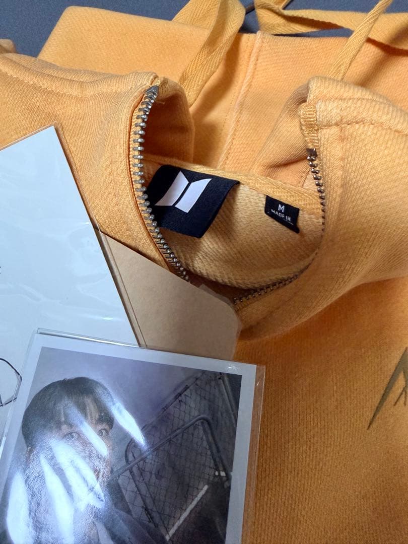 BTS JUNGKOOK アーティストメイド　パーカーM