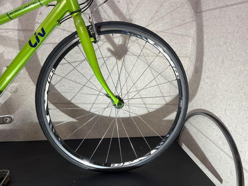 自転車本体 GIANT ESCAPE R3W Liv 2018 XXS