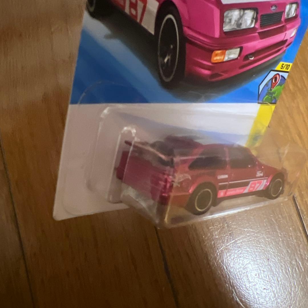 ホットウィール　スーパートレジャーハント　FORD SIERRA