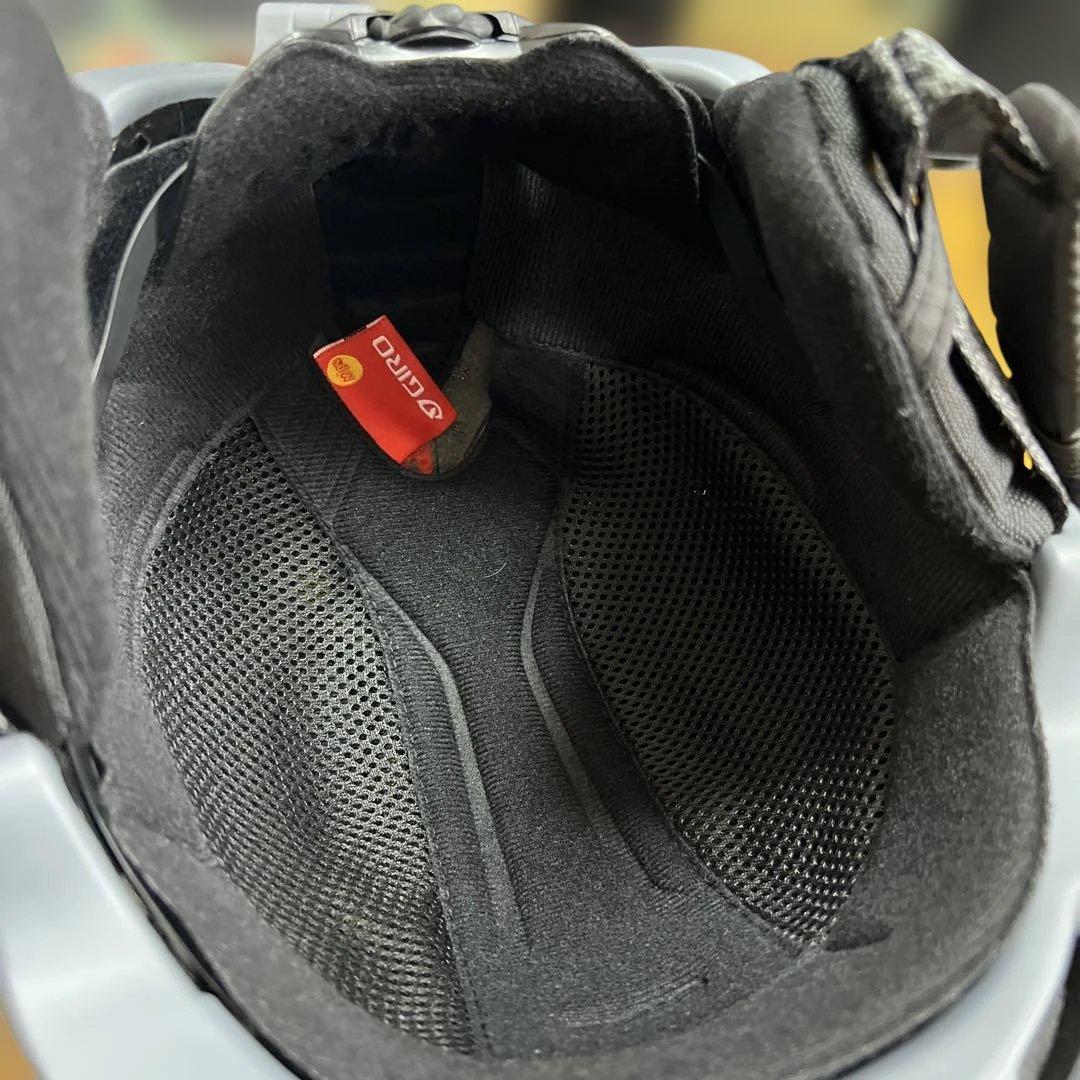 GIRO ジロ NEO MIPS スキーヘルメット スキースノボ、美品