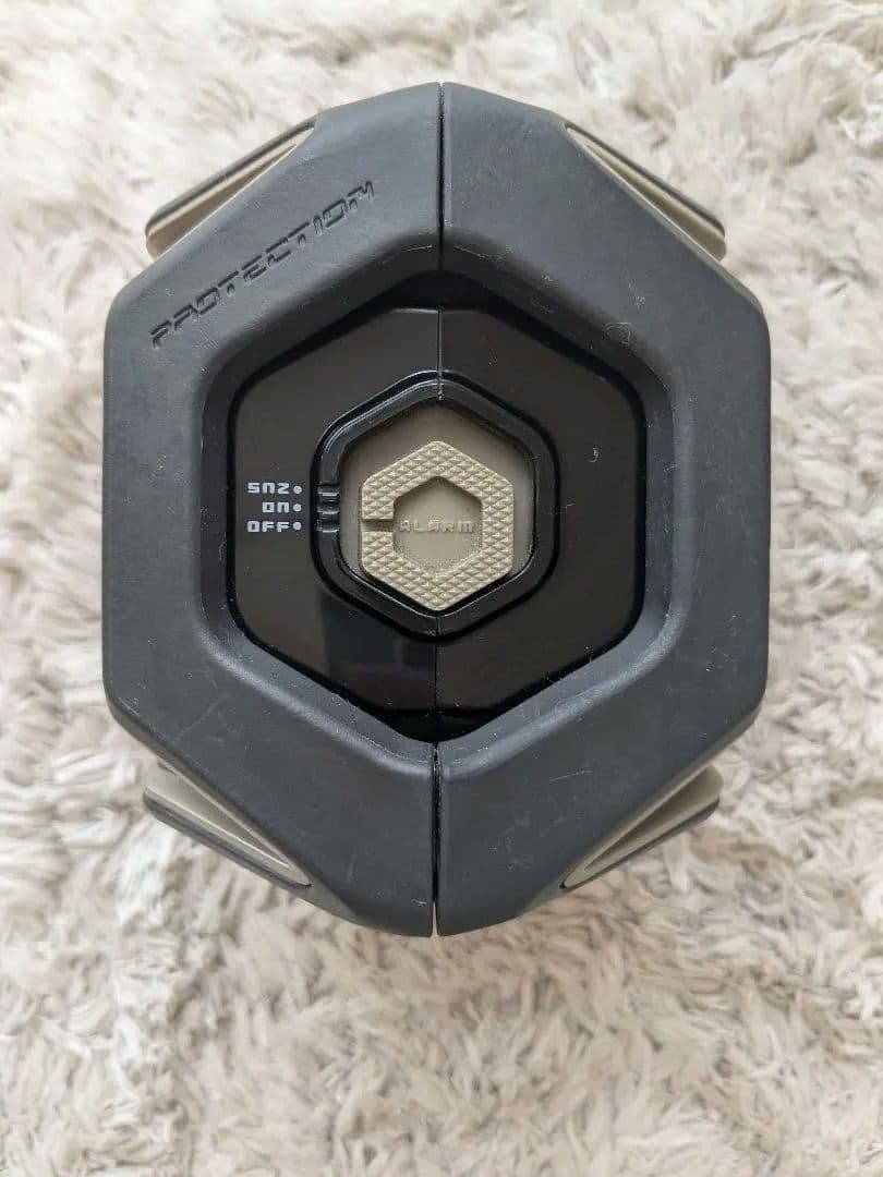 G-SHOCK　目覚まし時計　CASIO GQ-1000J