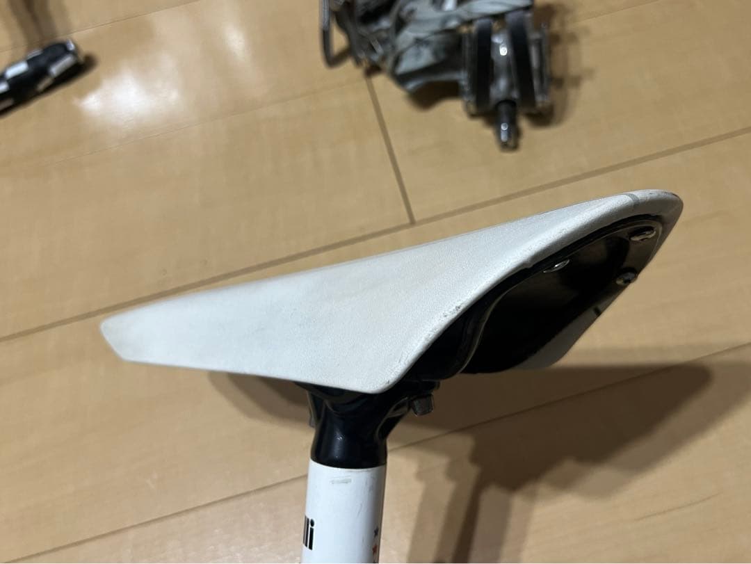 Fizik VOLTA R1 カーボンレール サドル