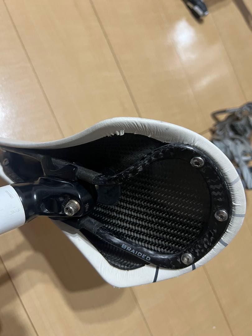Fizik VOLTA R1 カーボンレール サドル