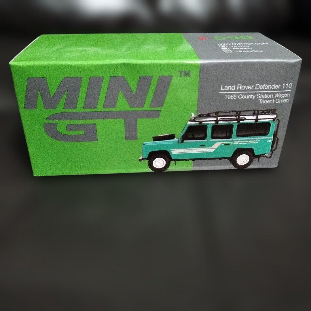 レア　MINI GT ランドローバー・ディフェンダー110 1985年式ミニカー