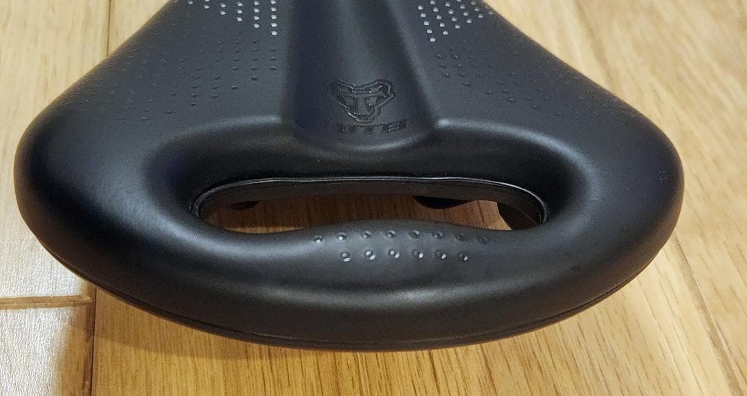 WTB DEVO w/pickup saddle ロングライド サドル美品