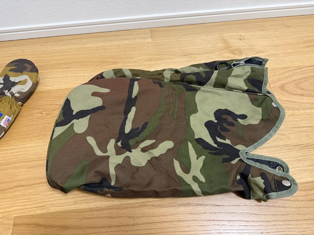 イエローロブスター キャディバッグ【中古品】ヘッドカバー5個付