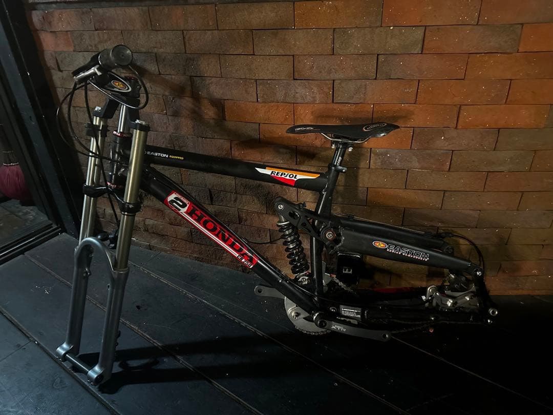 ⭐️SCHWINN シュウィン⭐️フルカスタム DHバイク⭐️MTB⭐️REPSOL‼️‼️