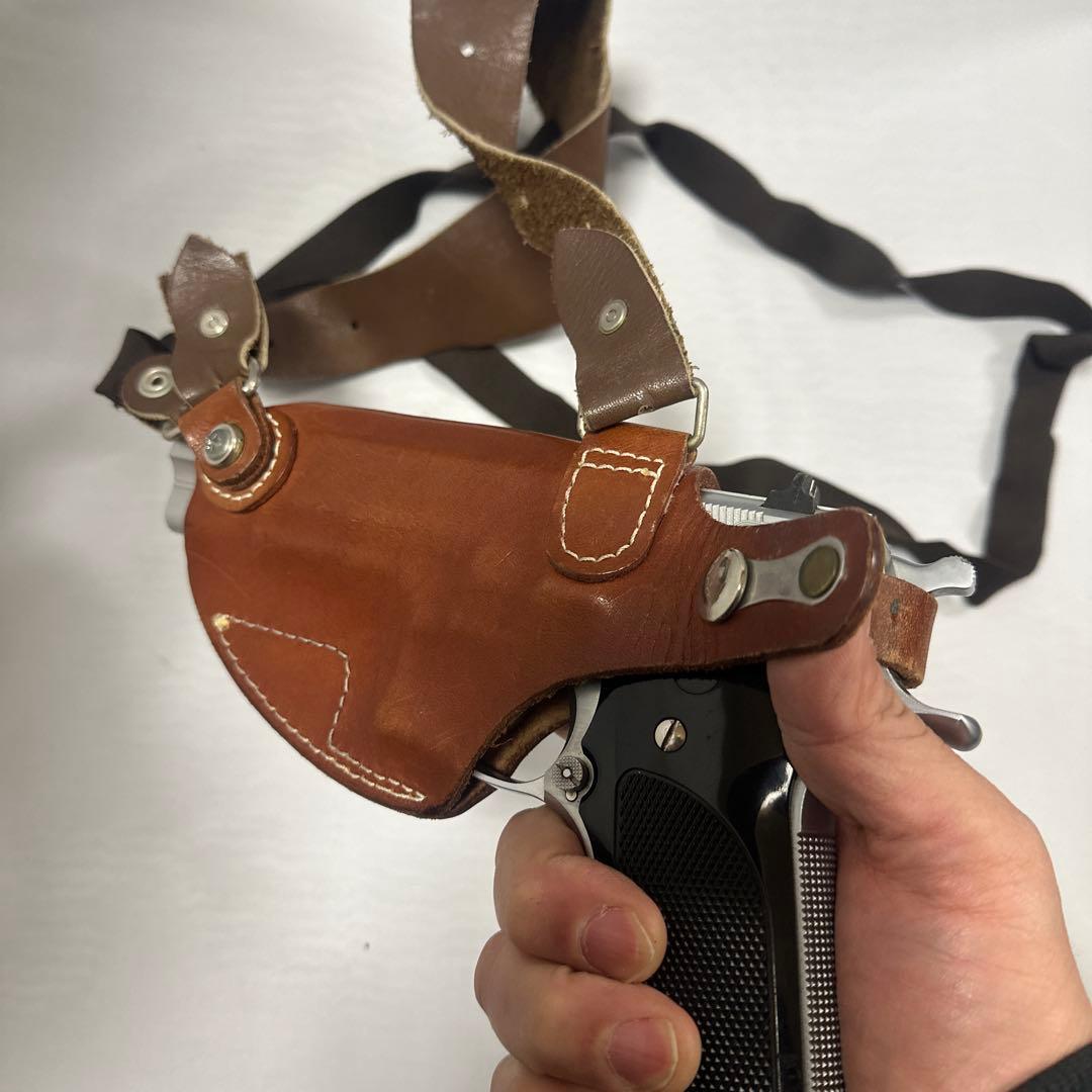 S＆W M645 専用 革製ショルダーホルスター　レザー