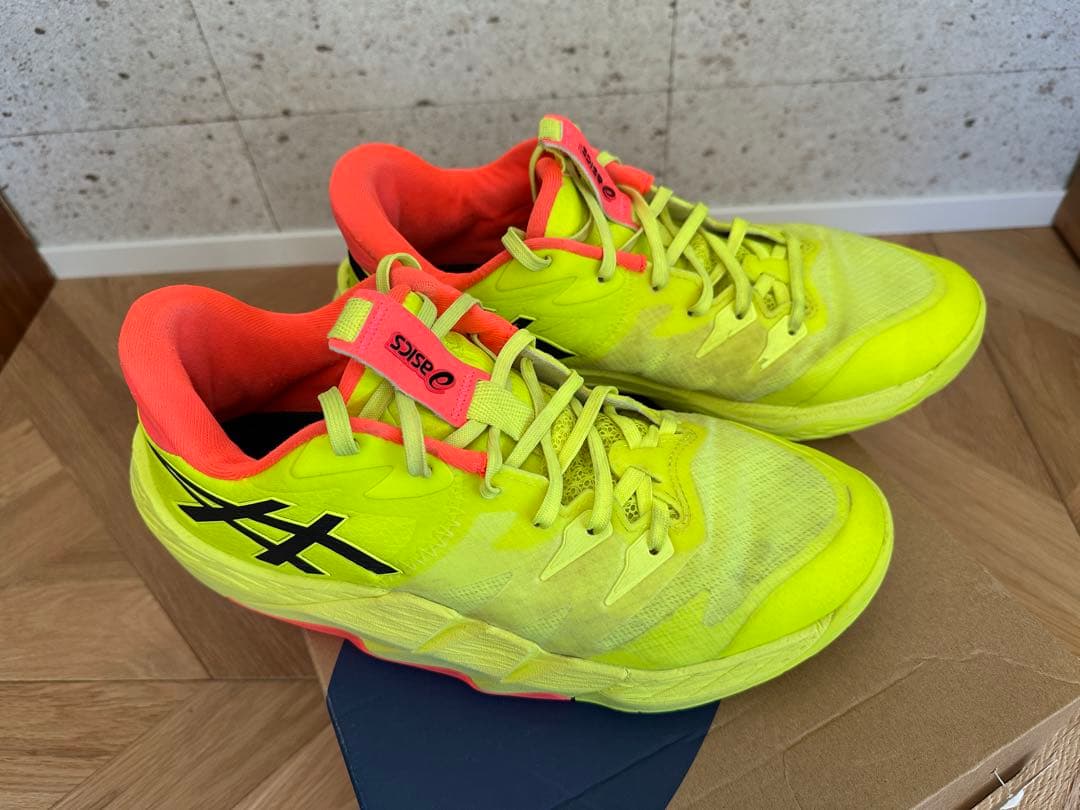 asicsアシックス　UNPRE ARS LOW2 PARIS 25.5