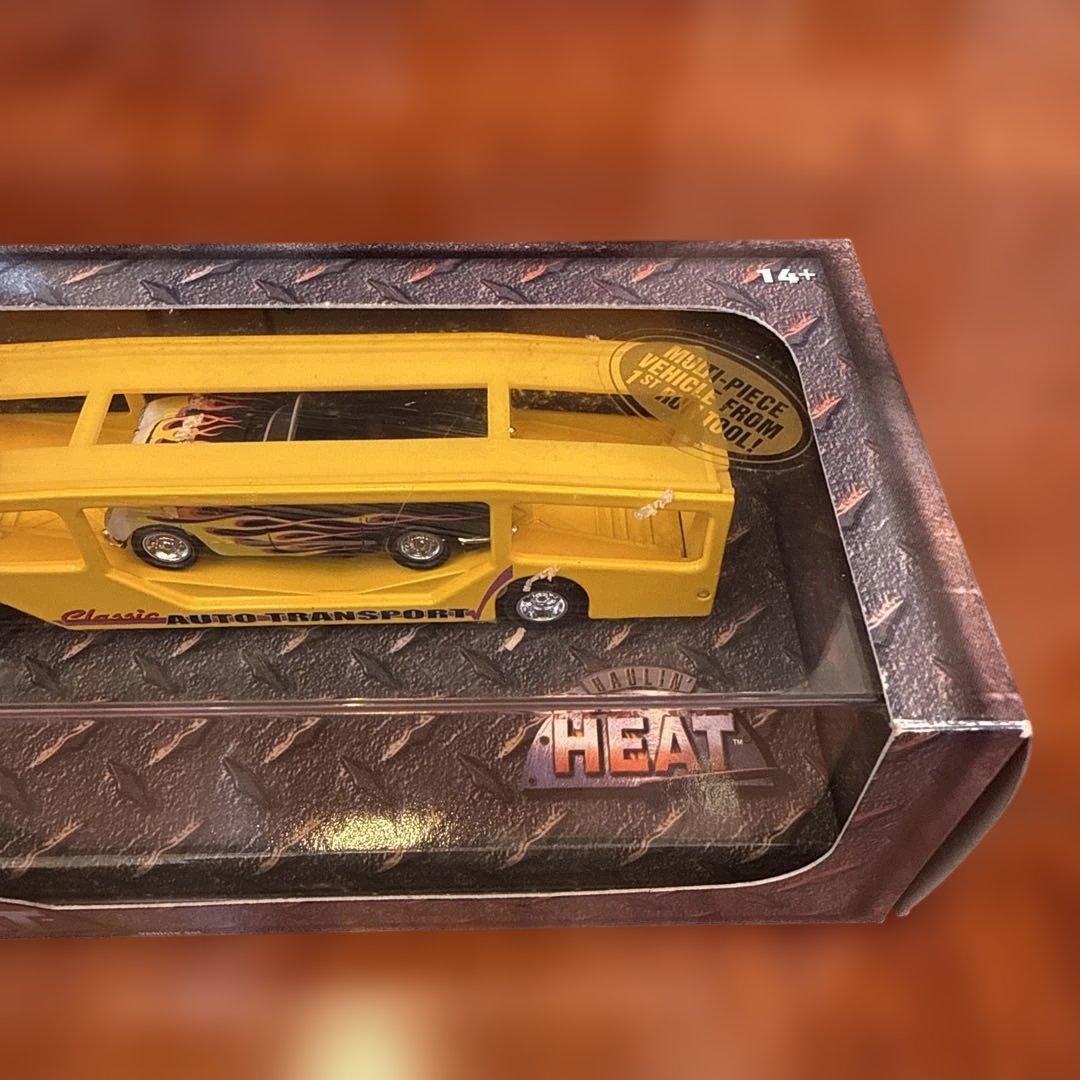 ミニカー No235.Hot Wheels Classic Auto Transport