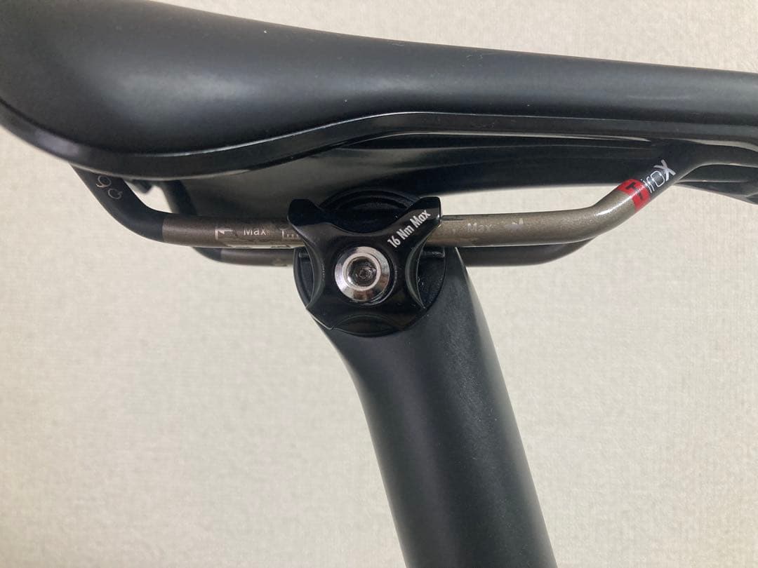 最値下 TREK EMONDA SL6 54サイズ アルテグラ付属 ホイール無し