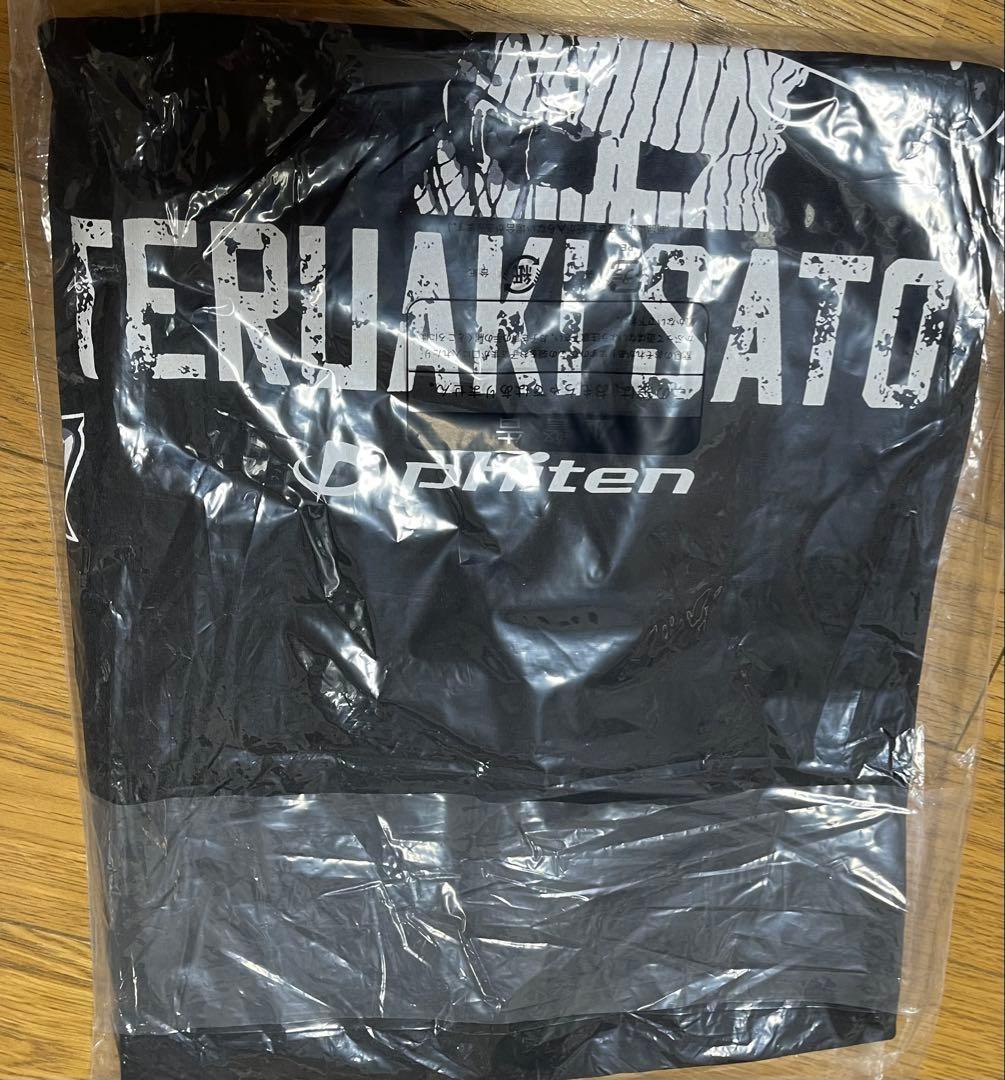 阪神タイガース2025　優勝記念RAKUシャツ　ファイテン　佐藤輝明選手　O寸
