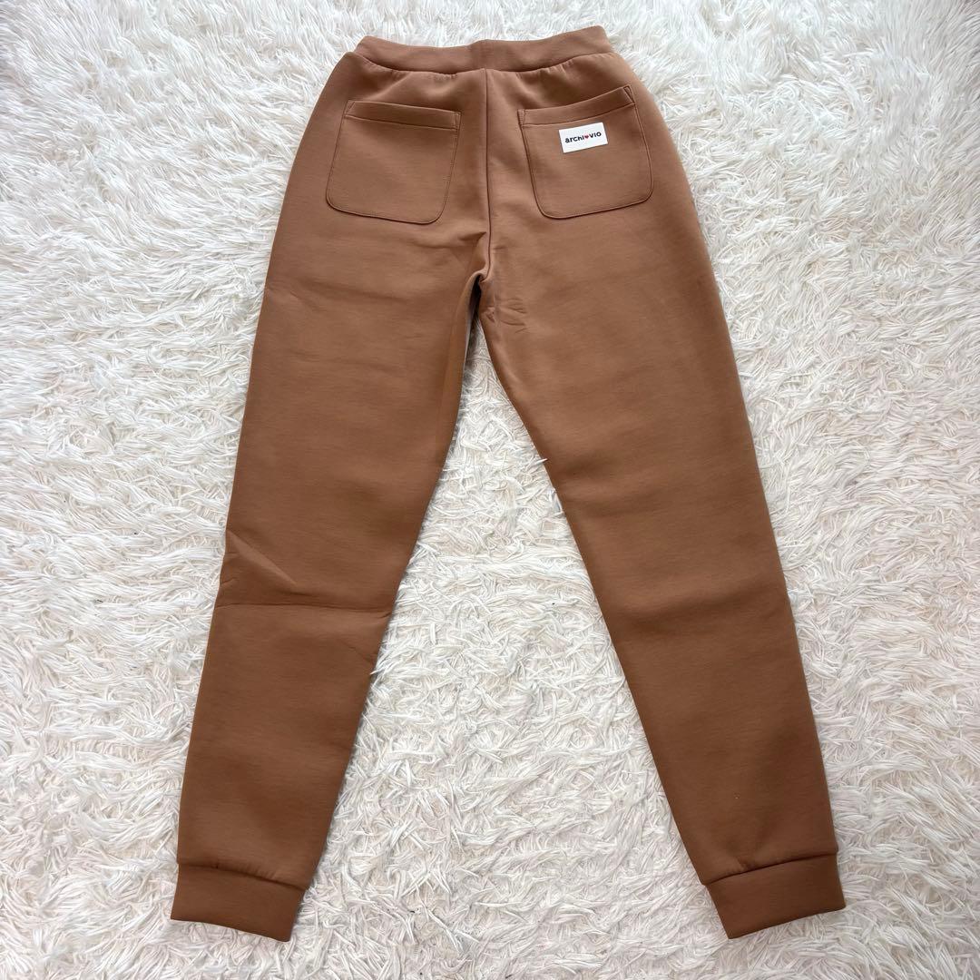 最新作 アルチビオ ダンボールパンツ パンツ ベージュ ストレッチ
