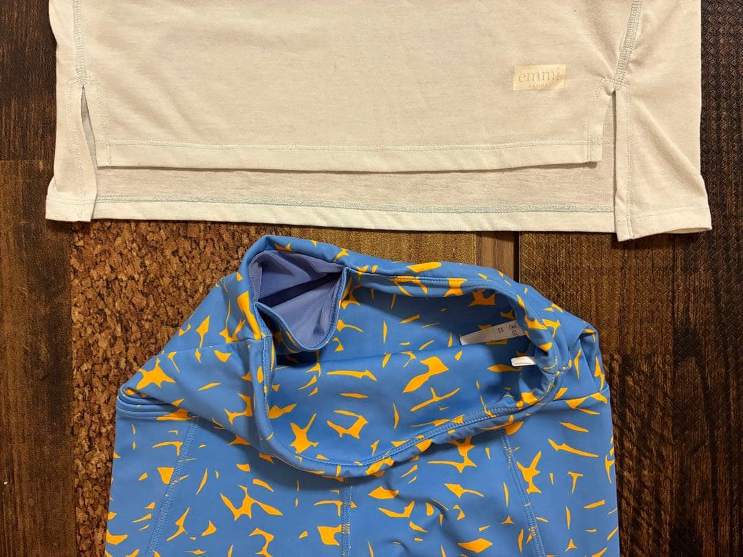新品同＆極美　エミヨガ　ヨガウェア＆Tシャツ　水色×オレンジ　サイズ0