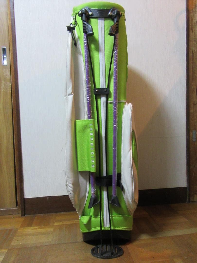 ★☆★ONOFF★オノフ★スタンドバック★フードなし★白★☆★
