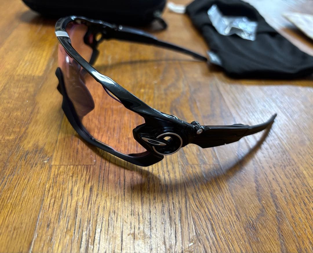 ウェア Oakley Jawbreaker PrizmLowLight