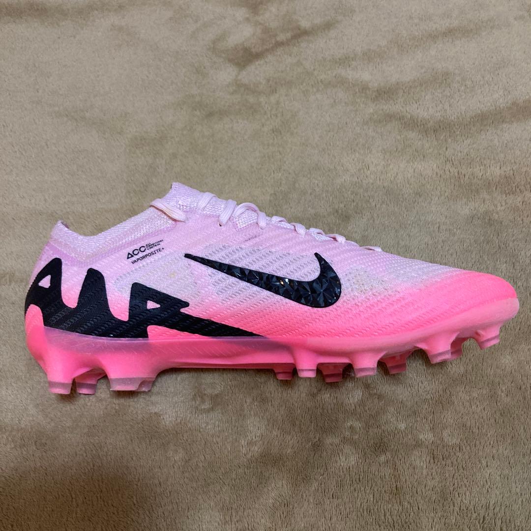 NIKEマーキュリアルヴェイパー15エリートAGプロ　【鮮やかなピンク色！】