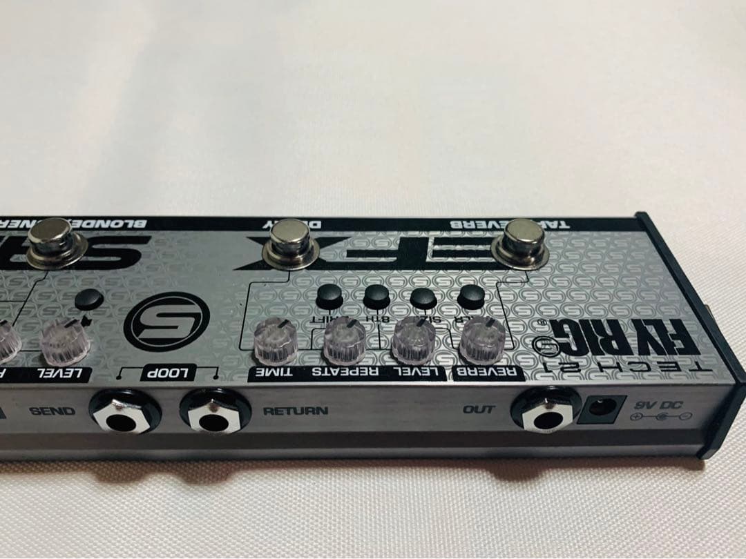 ギター TECH 21 FLY RIG 5 V2