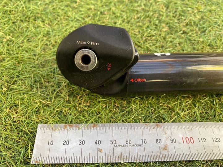 カーボンシートポスト 3T ZERO25 TEAM 31.6mm