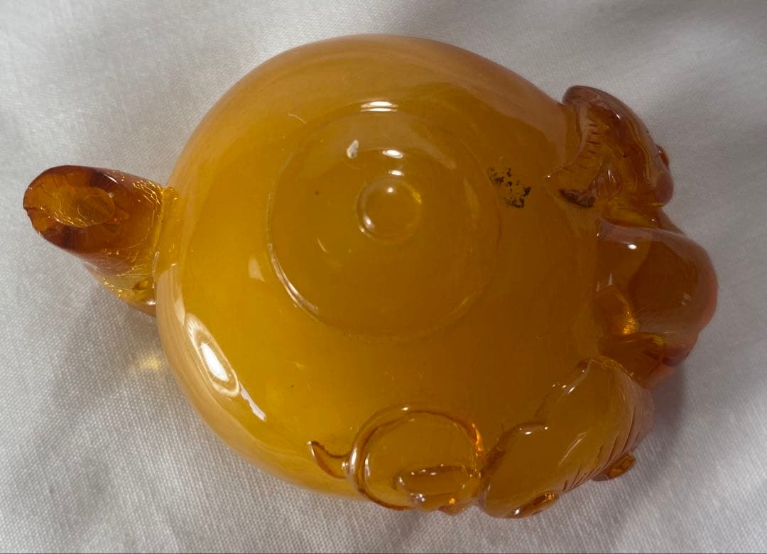 天然琥珀　茶壺 彫刻　珍しい　極上品