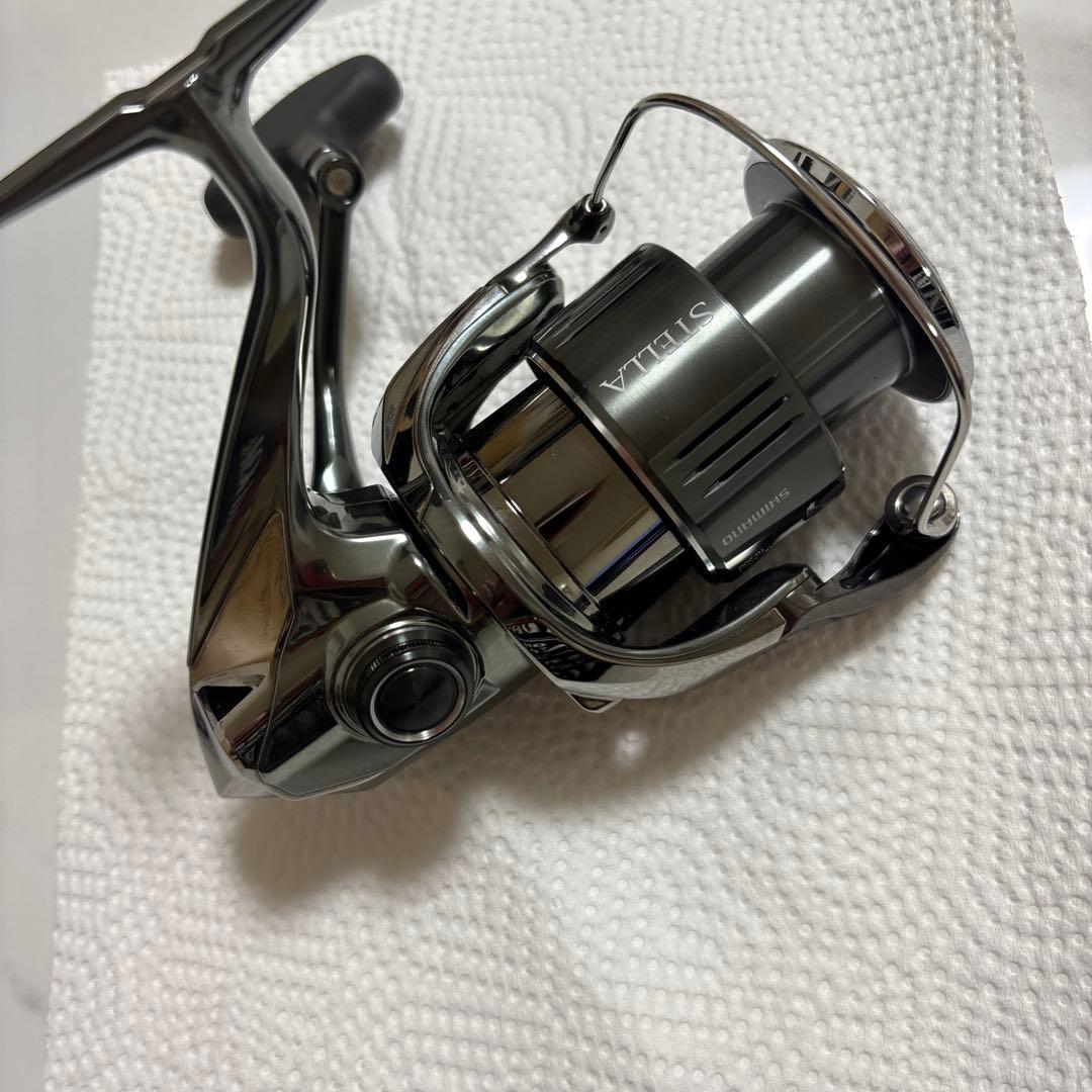 ステラ 4000XG スピニングリール
