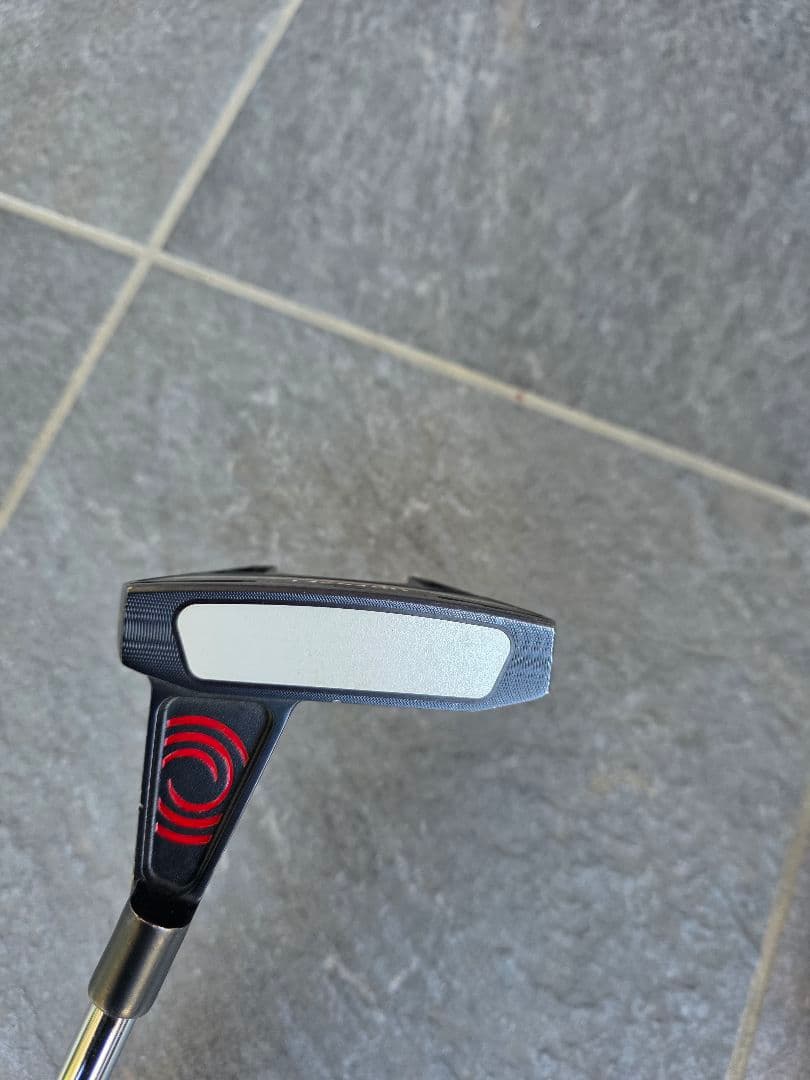 Odyssey トライビーム 7 パター