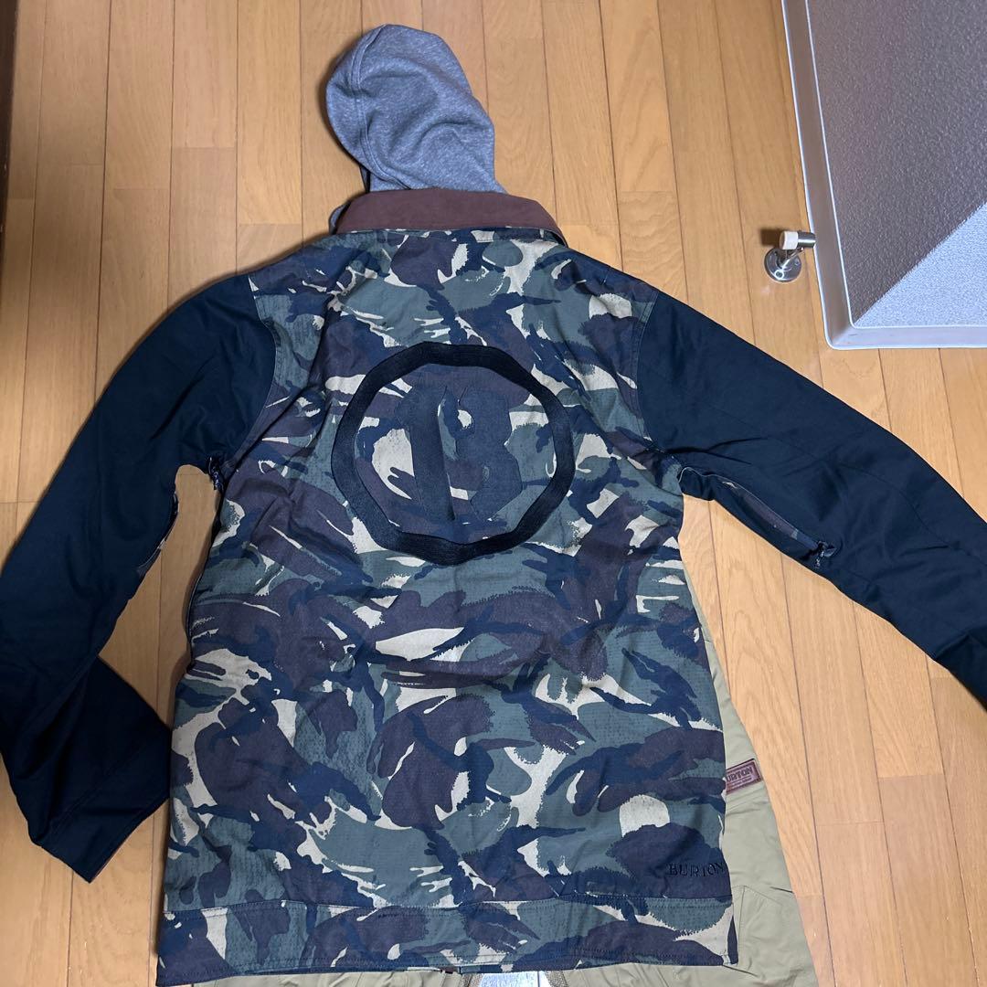 BURTON 迷彩柄上下セット