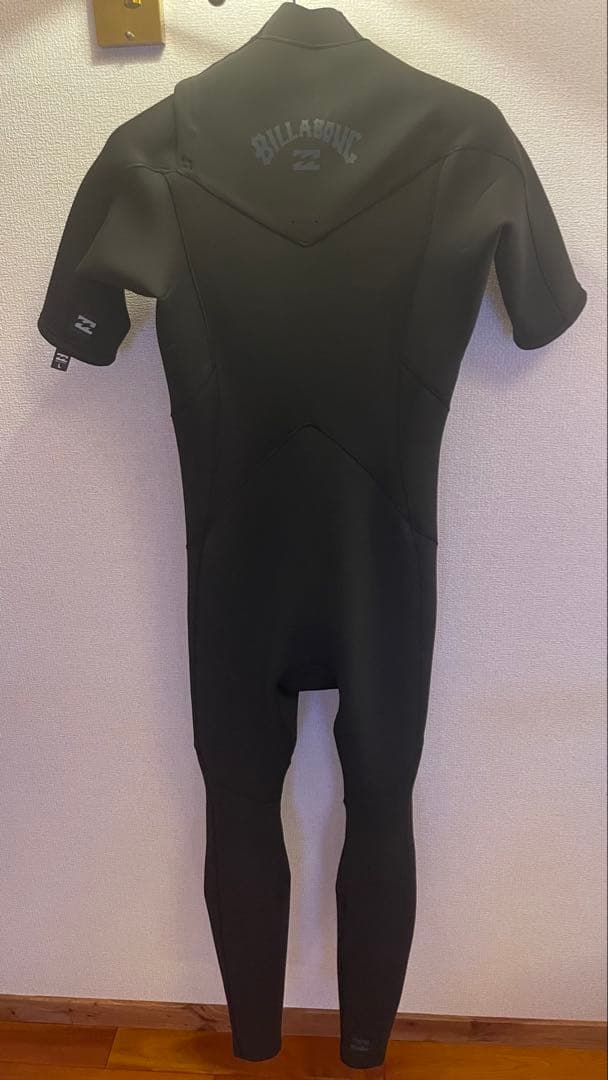 新品タグ付き　ビラボン Billabong ウェットスーツ 2mm シーガル