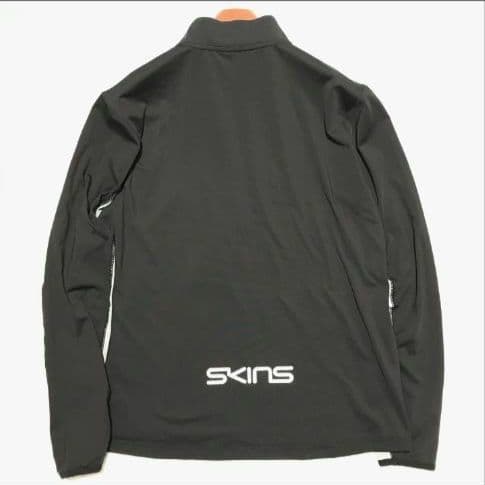 ブラック スキンズ（SKINS）ゴルフウェア アウターハーフジップ　ジャケットＬ