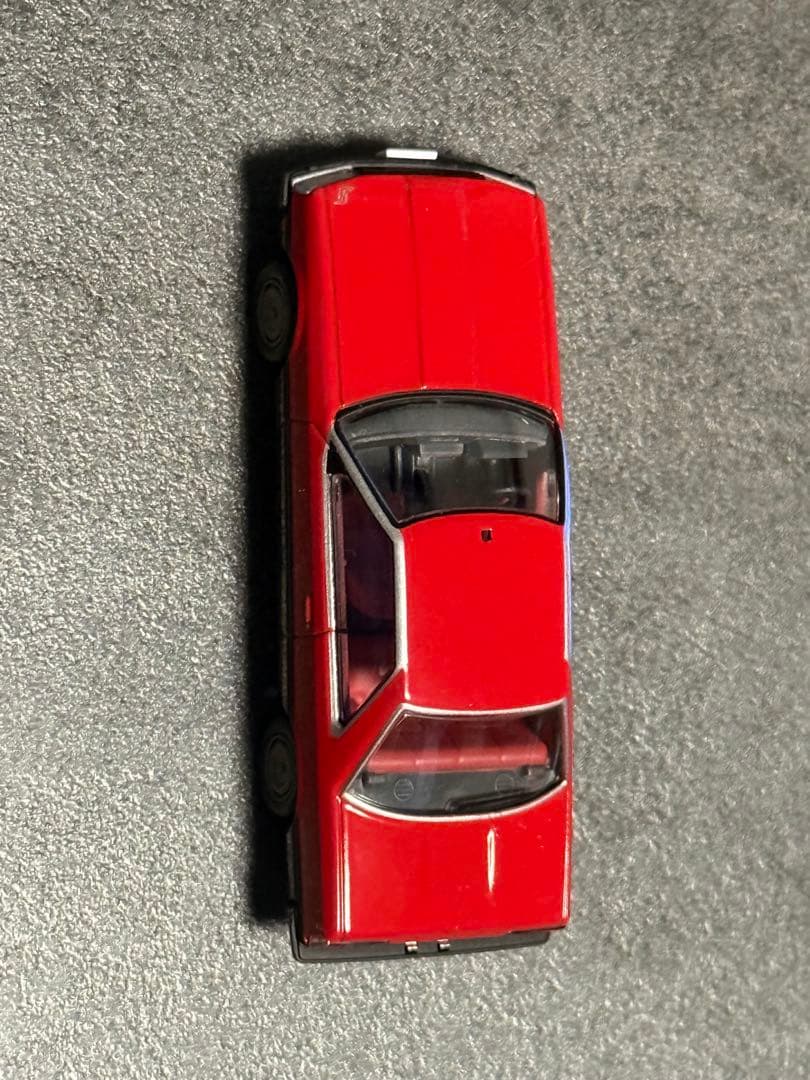 トミカ ニッサン スカイライン 2000 RS ターボ 83年式 LV-N85