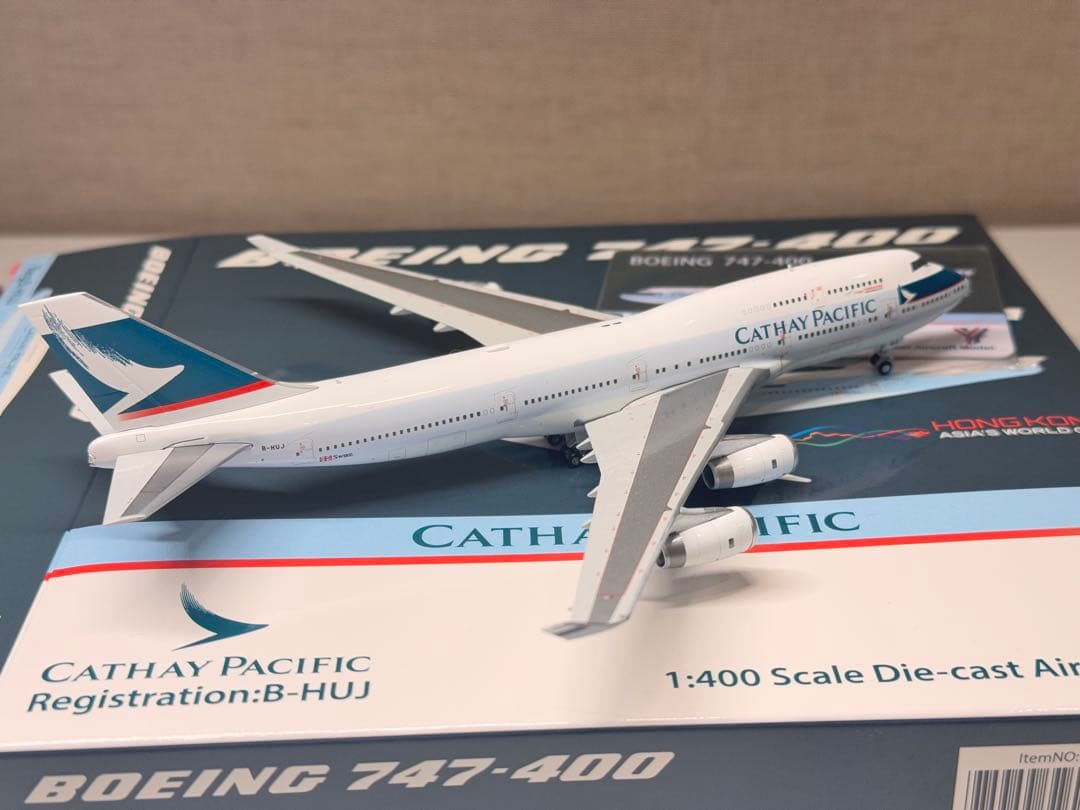 キャセイパシフィック B747-400 B-HUJ 旧塗装 1/400 HX