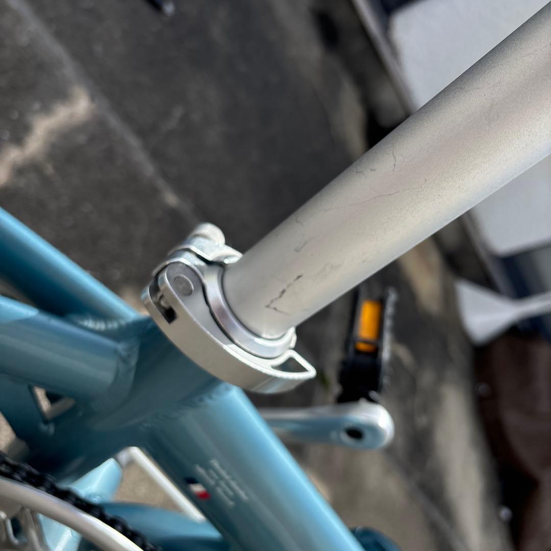 ルノー　 折り畳み自転車　超軽量　ロック・ライトのオマケ付