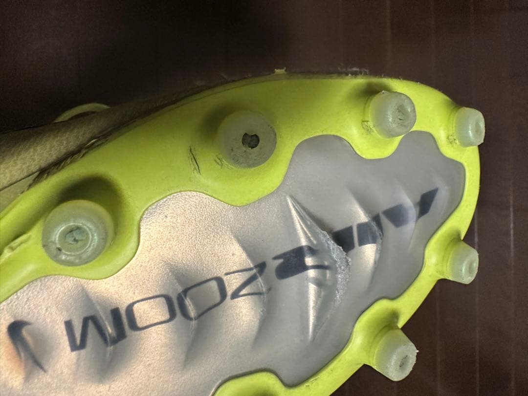 Nike マーキュリアルzoom 27.0