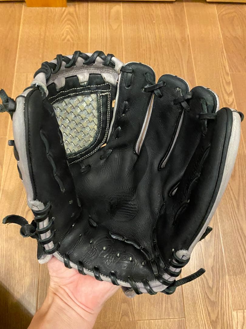 クボタ　スラッガー　 軟式用グローブ グレーと黒