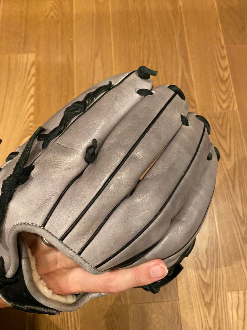 クボタ　スラッガー　 軟式用グローブ グレーと黒