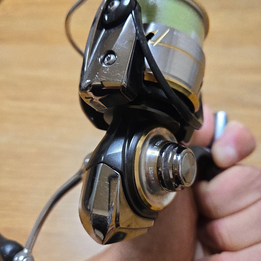 DAIWA LUVIAS LT2500S スピニングリール