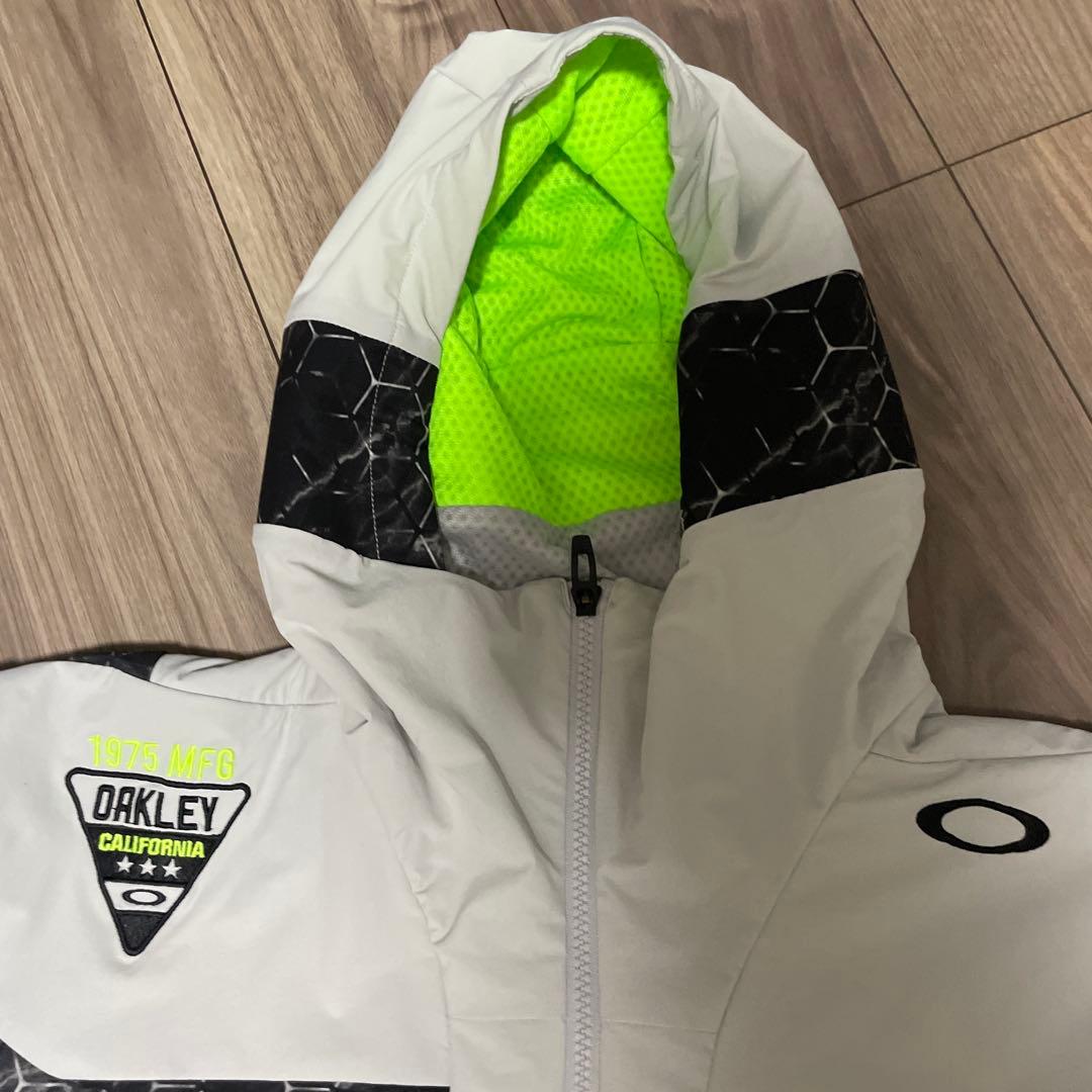 美品 OAKLEY スカル 高機能 セットアップ ゴルフウェア2XL