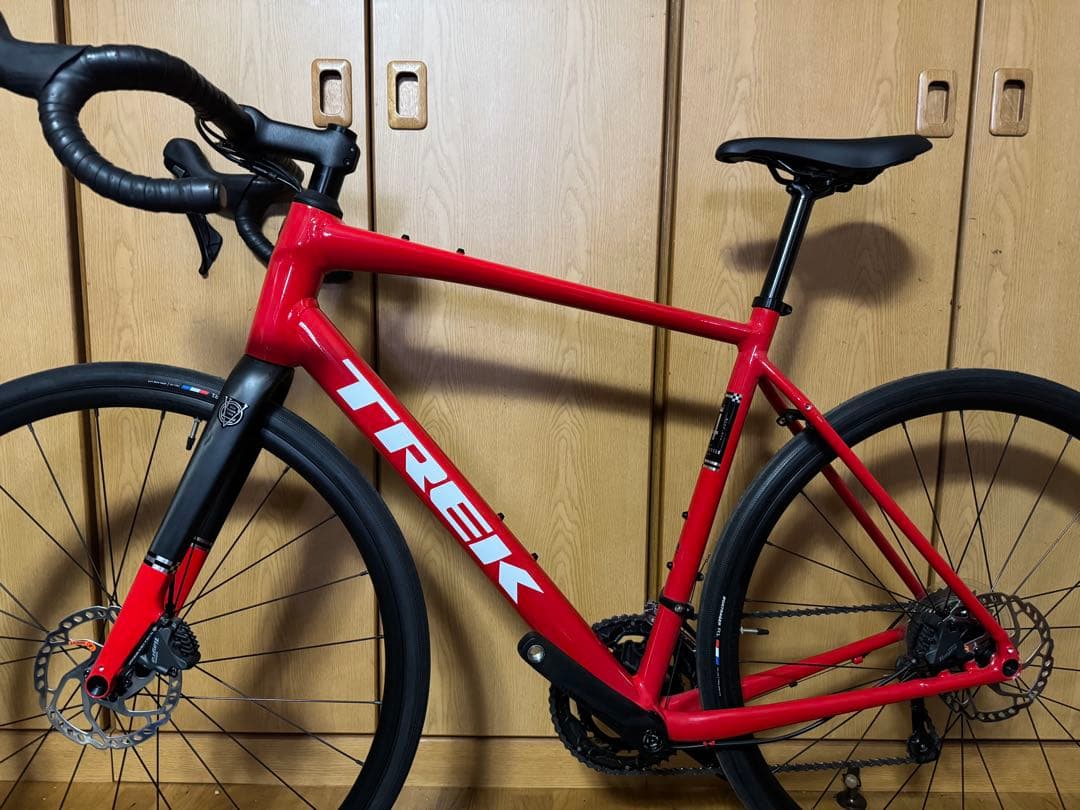 新型　2024年　TREK DOMANE AL4