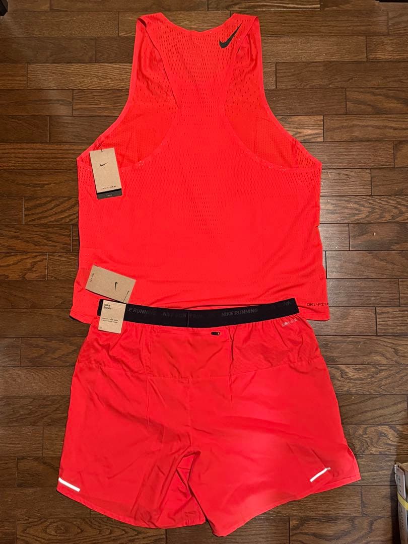 ナイキNIKE エアロスイフト シングレット&キプチョゲモデル ランニングパンツ