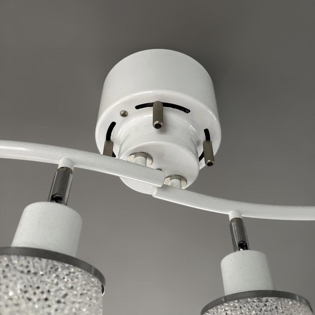 M*a様 クリスタル調シャンデリア 6灯　LED電球付　定価32000円　リモコ