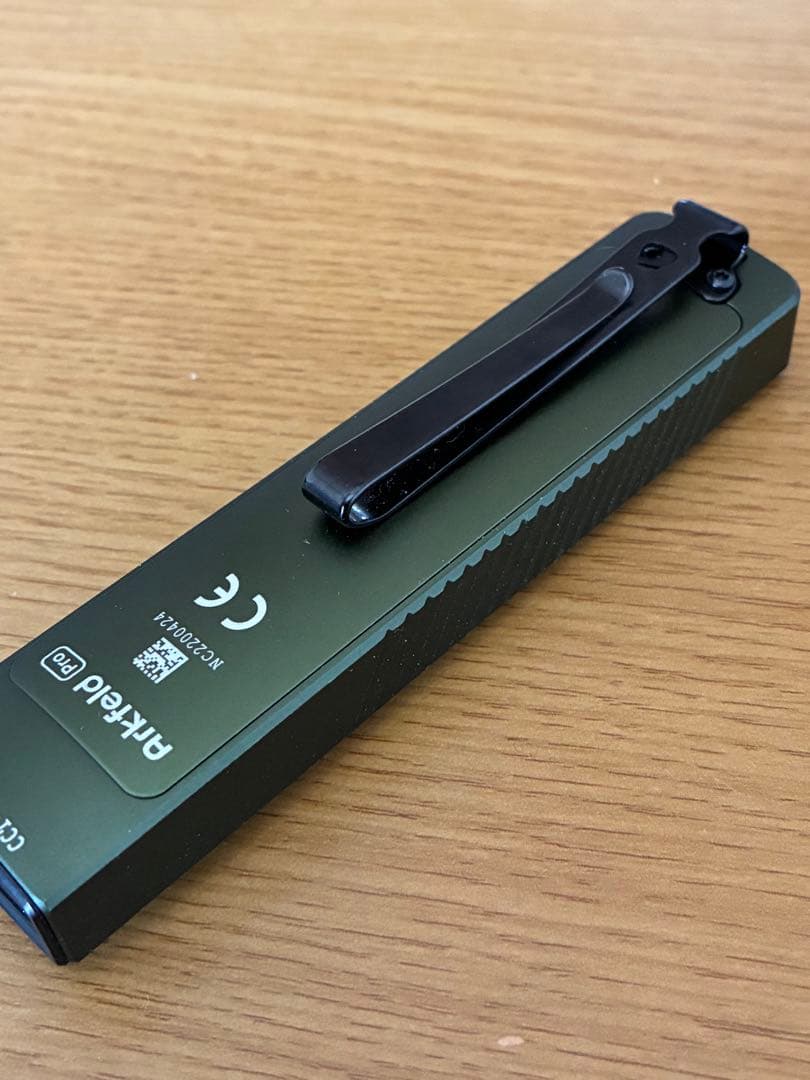 OLIGHT Arkfeld Pro 3in1 EDCフラッシュライト