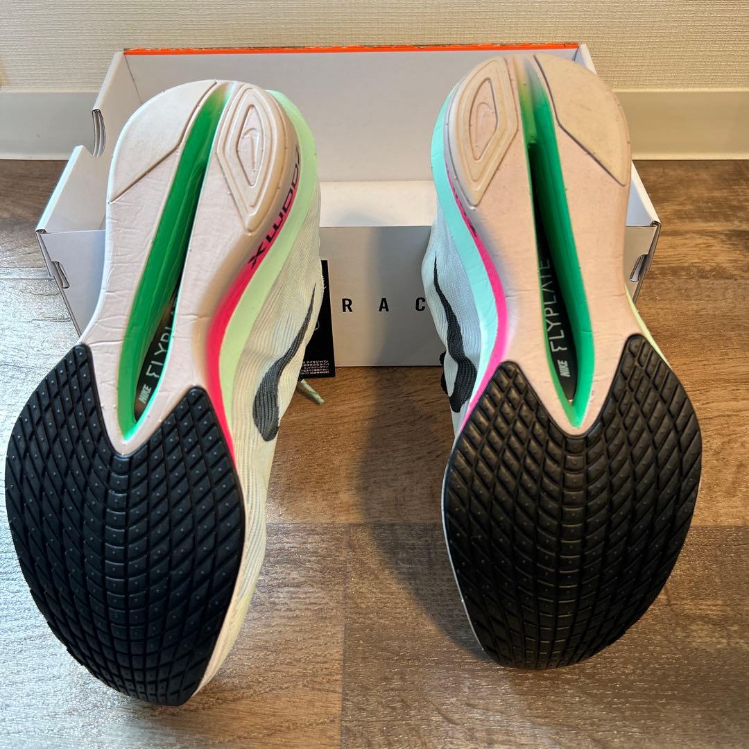 【新品未使用】ナイキ ヴェイパーフライ4 26.5㎝