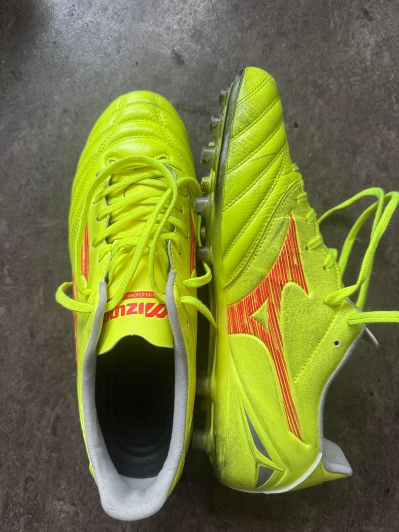 mizuno サッカーシューズ モレリアネオ4ag用 ネオンイエロー