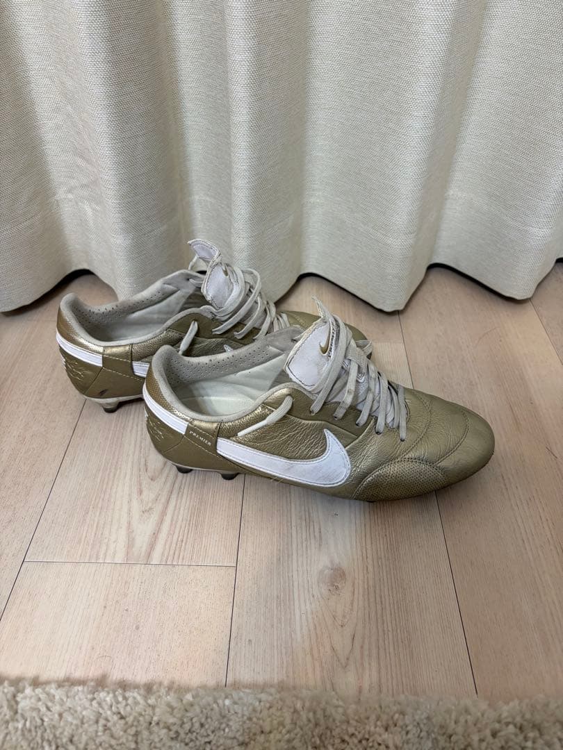 ナイキプレミア3　nikepremier3 サッカースパイク ティエンポ
