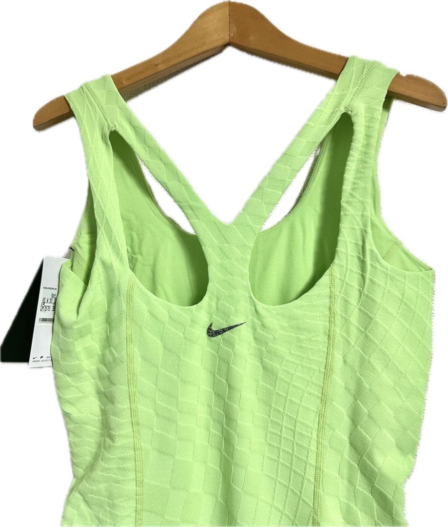 新品未使用 ヨガ NIKE yoga ナイキ ストレッチ ジャンプスーツ M