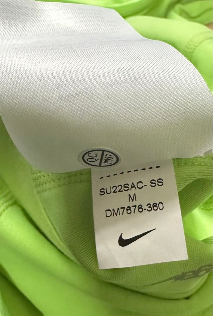 新品未使用 ヨガ NIKE yoga ナイキ ストレッチ ジャンプスーツ M