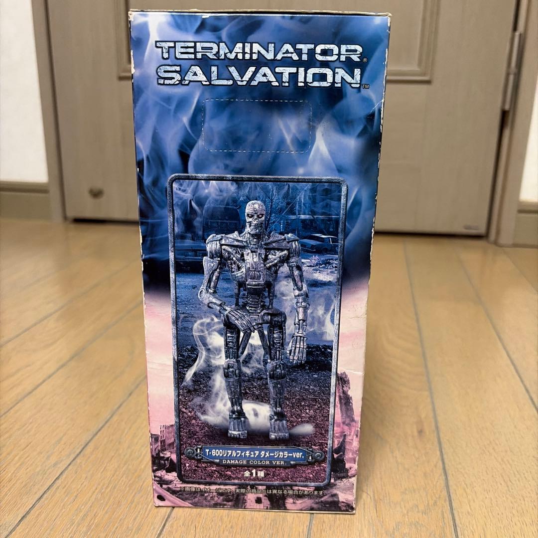 ターミネーター4 T-600 リアルフィギュア ダメージカラーver.
