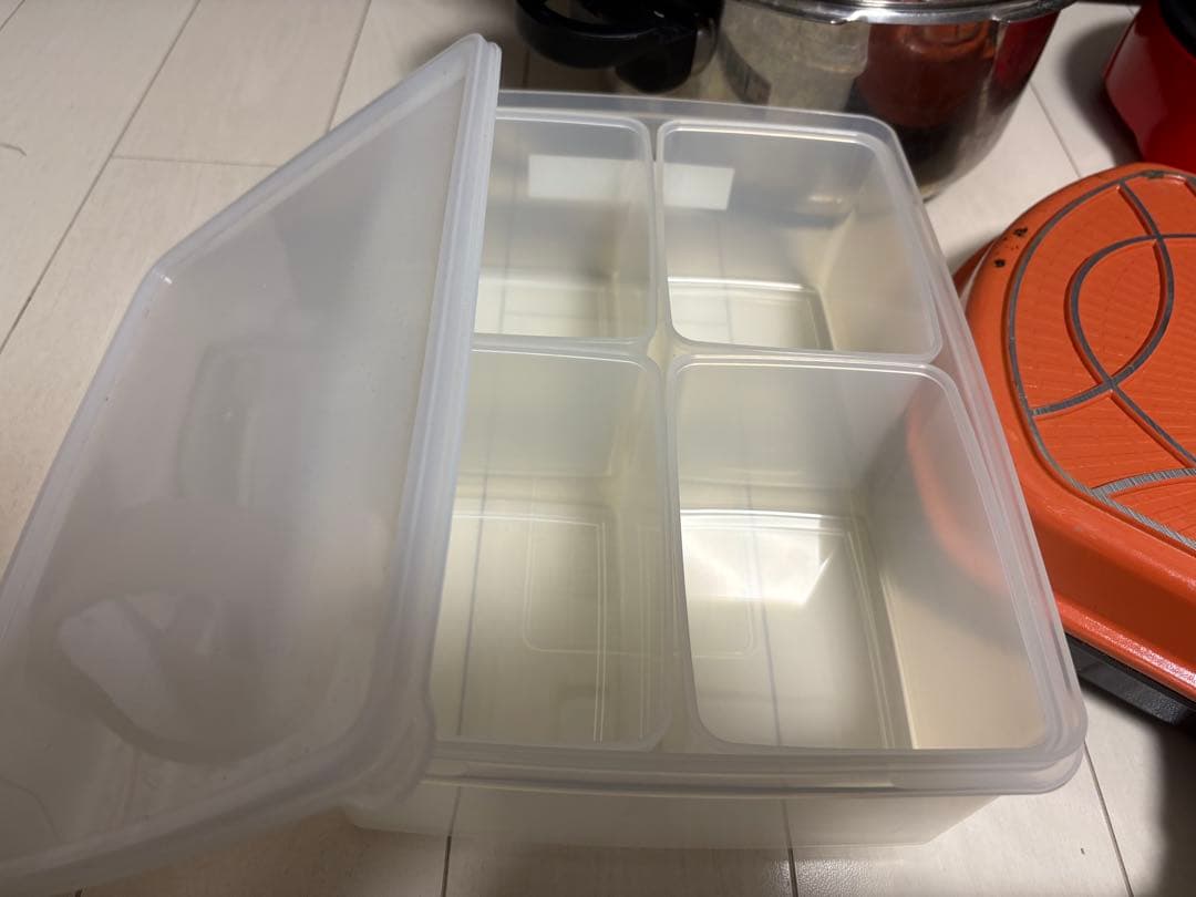 【調理器具】　圧力鍋　たこ焼き機　ミキサー　他　まとめ売り