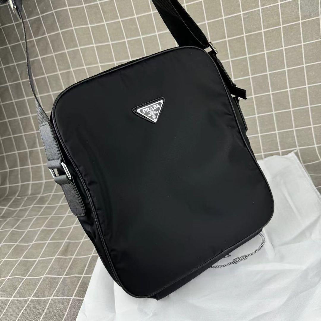 PRADA プラダ ナイロン ショルダーバッグ