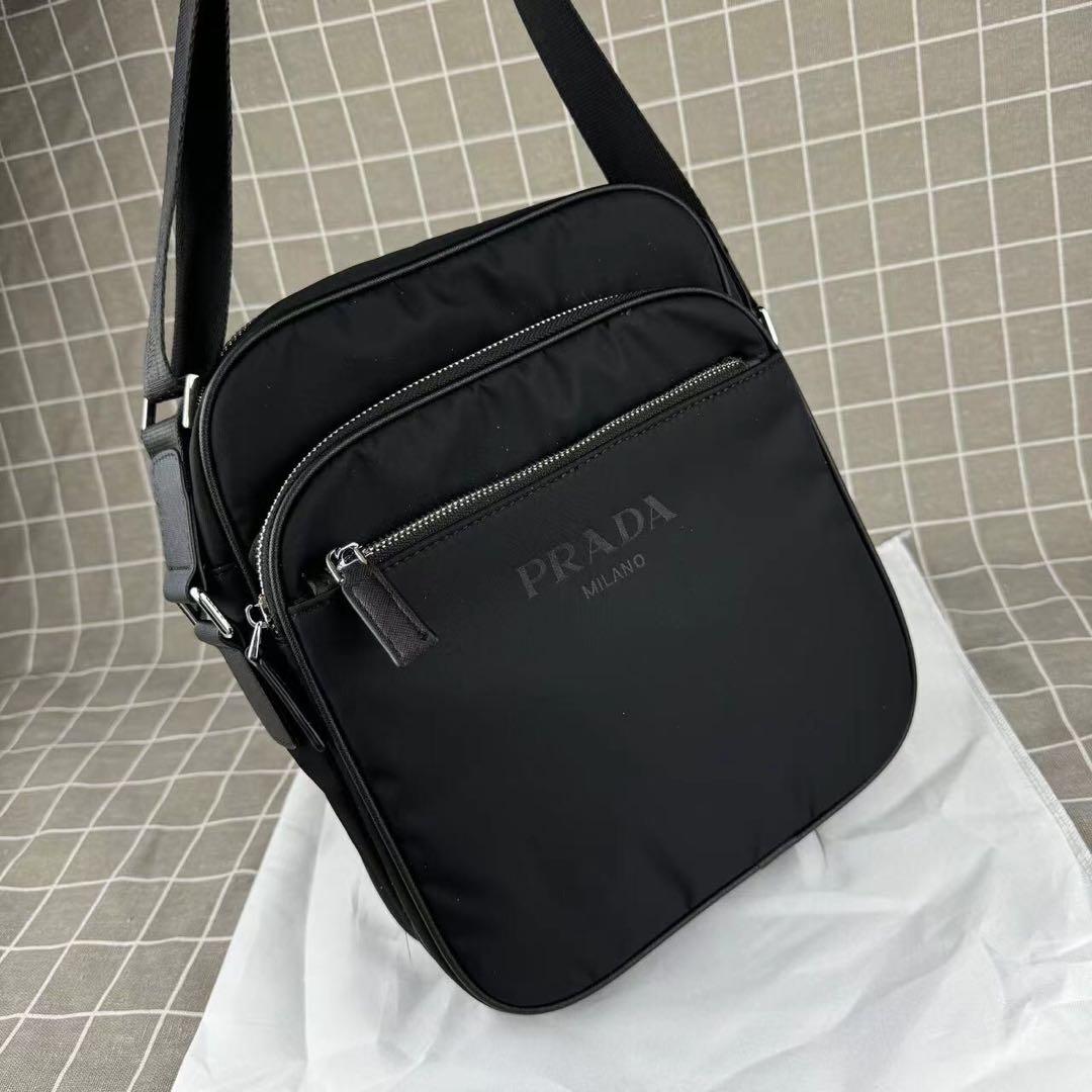 PRADA プラダ ナイロン ショルダーバッグ